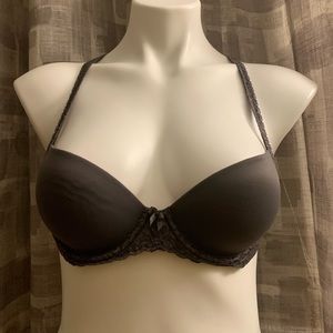 Victoria Secret pink push-up bra size: 34A